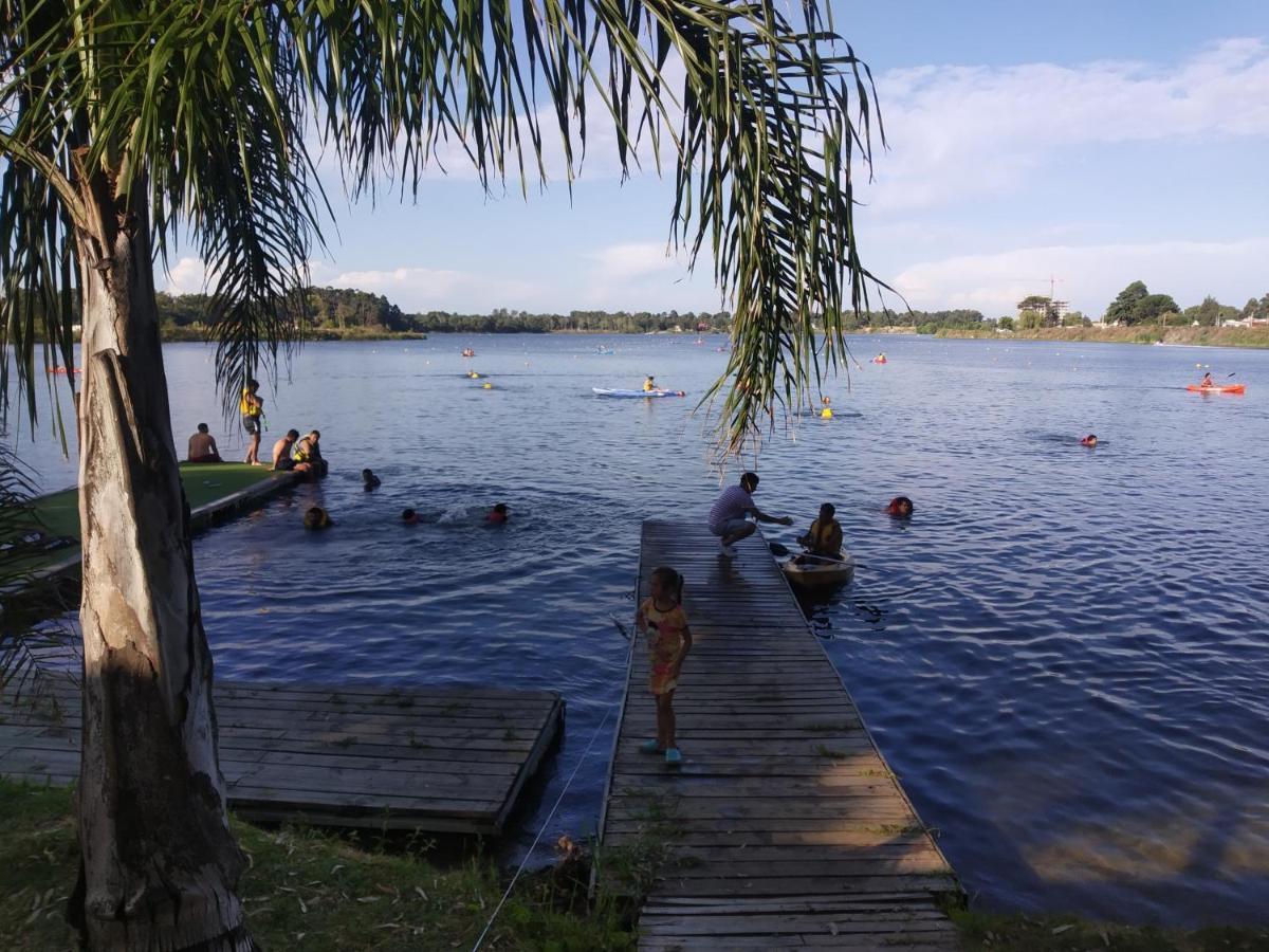 Playa, Bosque Y Lago Montevideu Exterior foto